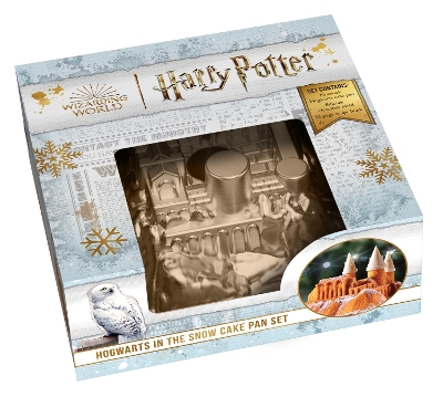 Harry Potter: Hogwarts in the Snow Cake Pan Set book