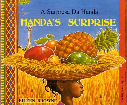 Handa's Surprise in Portuguese and English book