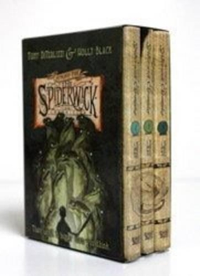 Beyond the Spiderwick Chronicles (Boxed Set): The Nixies Song; A Giant Problem; The Wyrm King book
