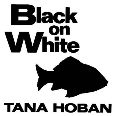 Black on White: A High Contrast Book For Newborns book