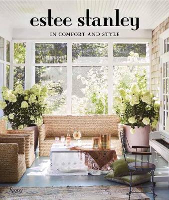 In Comfort and Style: Rooms with Casual Elegance book