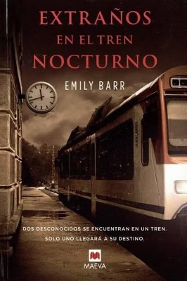 Extranos En El Tren Nocturno book