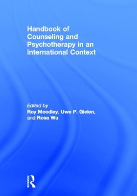 Handbook of Counseling and Psychotherapy in an International Context by Roy Moodley