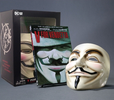 V for Vendetta Book and Mask Set by ALAN MOORE
