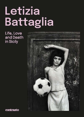 Letizia Battaglia (Bilingual edition) book