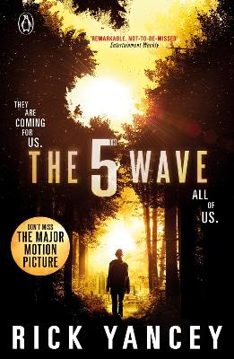 The 5th Wave (Book 1) by Rick Yancey